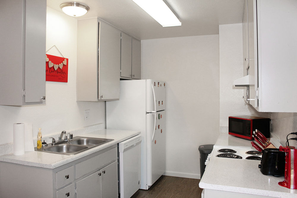 This 2 bed 1 bath 8 photo can be viewed in person at the Casa Del Sol Apartments, so make a reservation and stop in today.